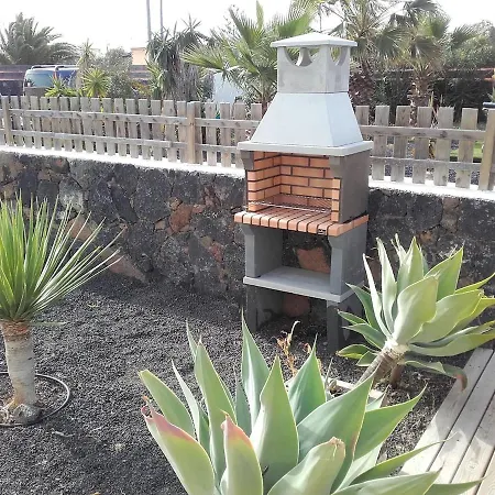 Villa 150m2 Wifi Fibre Piscine Bbq Parking Lajares