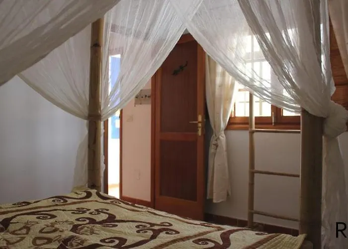 150m2 Wifi Fibre Piscine Bbq Parking Villa