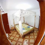 150m2 Wifi Fibre Piscine Bbq Parking Вилла Лахарес