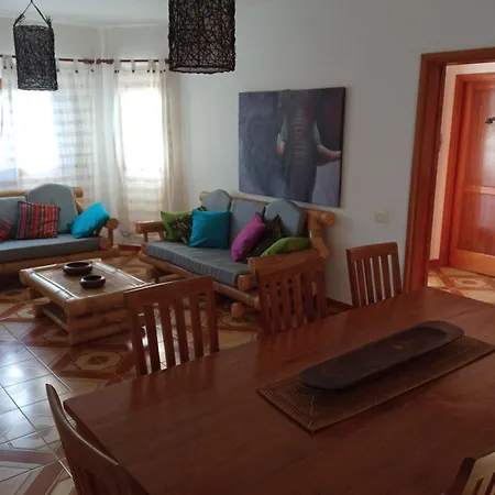 ヴィラ 150m2 Wifi Fibre Piscine Bbq Parking ラハレス