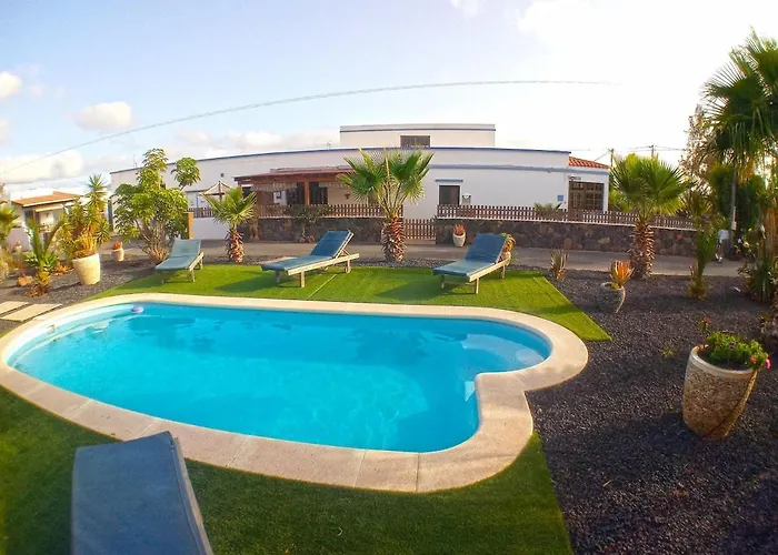 150m2 Wifi Fibre Piscine Bbq Parking Villa